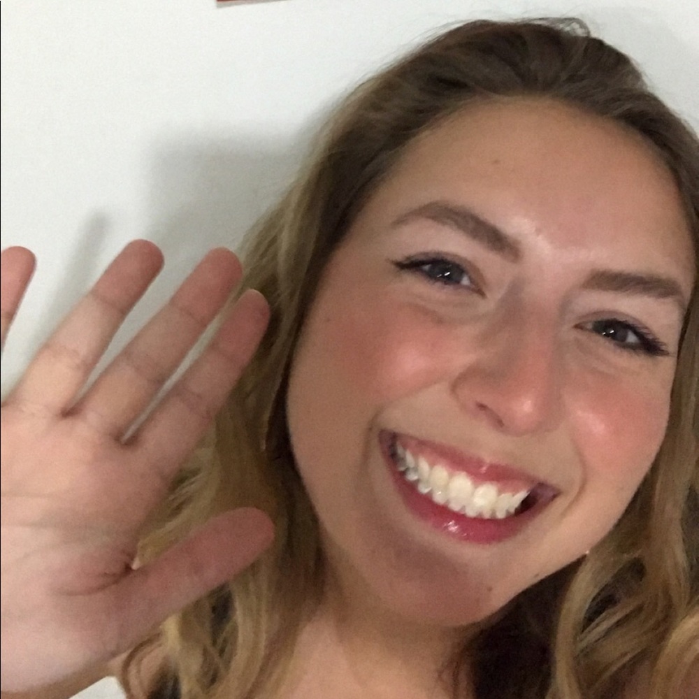 Meet your Posher, Amanda